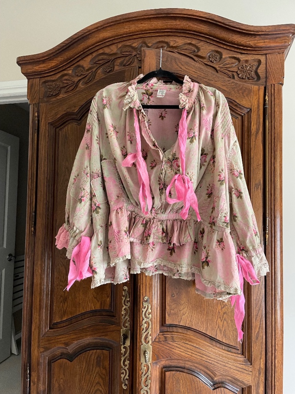 Magnolia Pearl Gorgeous Amadeus Blouse